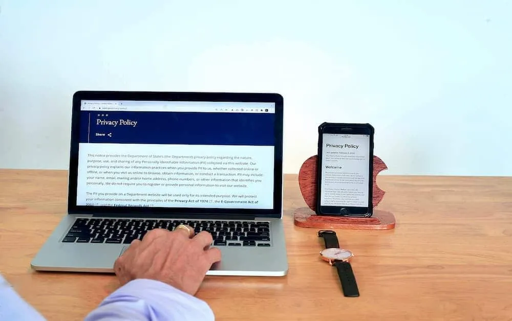Pandectes GDPR Compliance app for Shopify - Understanding Data Privacy Μanagement - Laptop